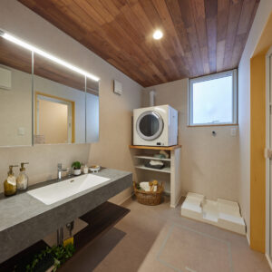 TABLE HOUSE【柏崎市】