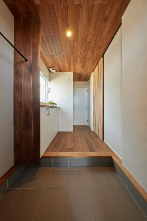 TABLE HOUSE【柏崎市】