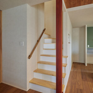 TABLE HOUSE【柏崎市】