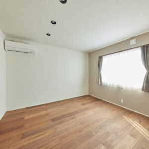 TABLE HOUSE【柏崎市】