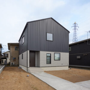 TABLE HOUSE【柏崎市】