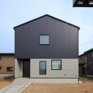 TABLE HOUSE【柏崎市】