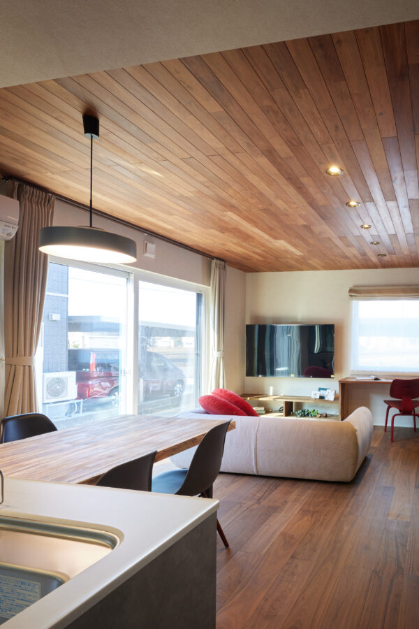 TABLE HOUSE【柏崎市】